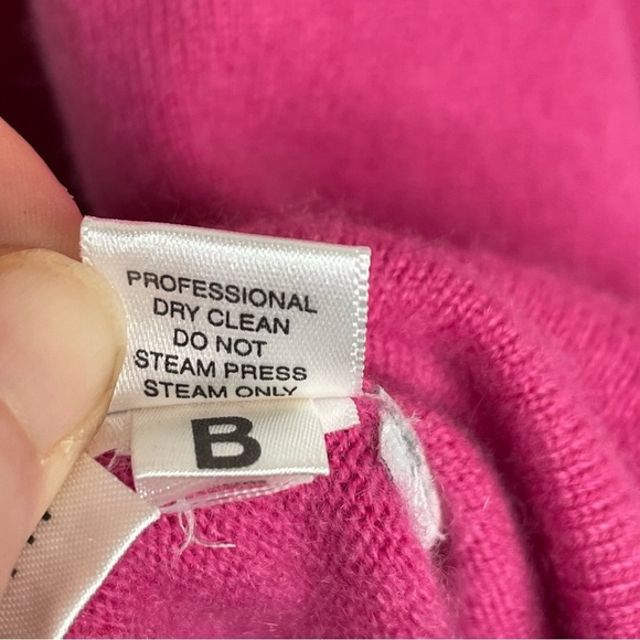 Ann Taylor 100% Cashmere Ruffled Neckline Cardigan Rhinestone Closure in Pink L - Picture 13 of 13